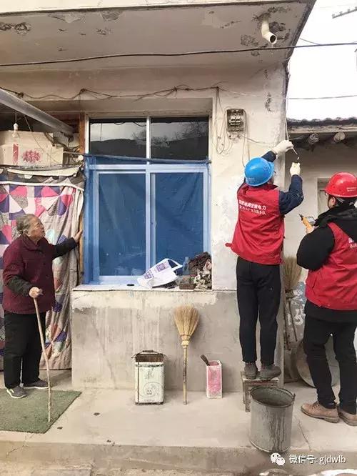 这些照片背后有什么故事,这些照片背后的心酸