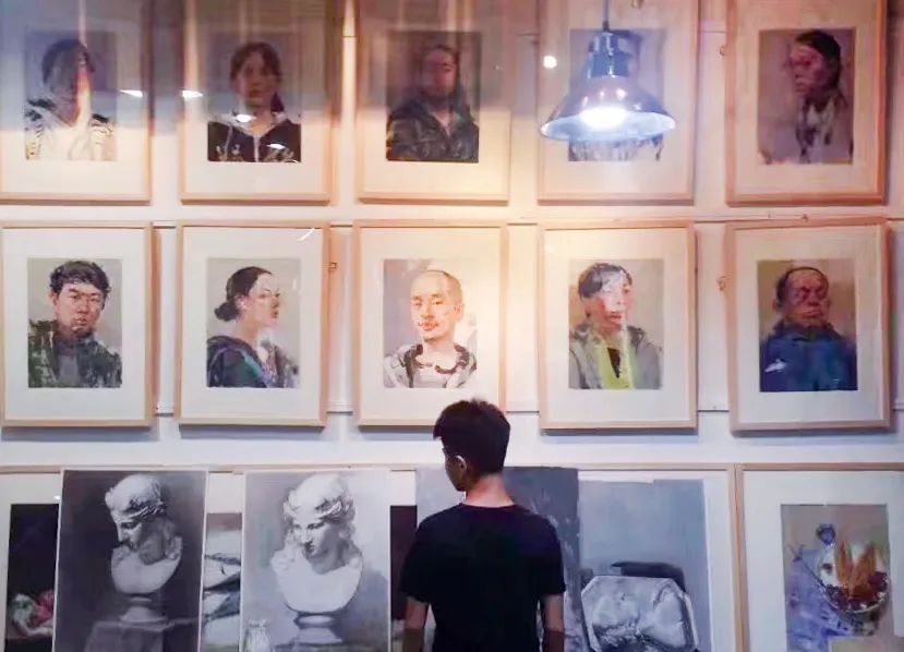 华卿画室五一试学,华卿画室访谈视频