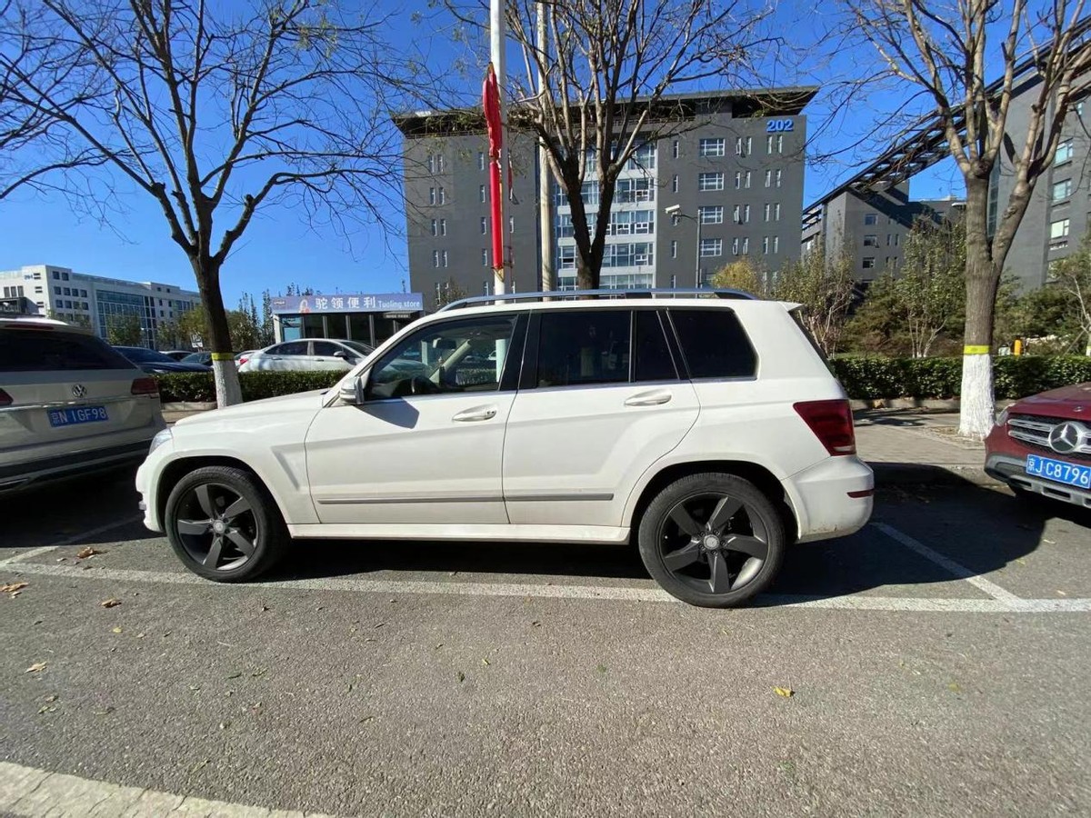 奔驰glk300开了9万公里还值得买吗,开了5年8万公里的奔驰glk300