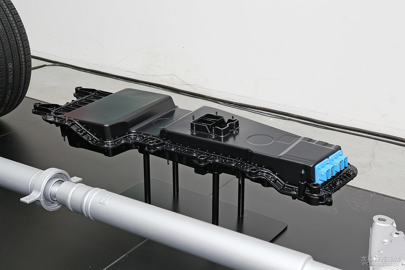 全新揽胜极光越野表现,全新一代路虎揽胜极光车评