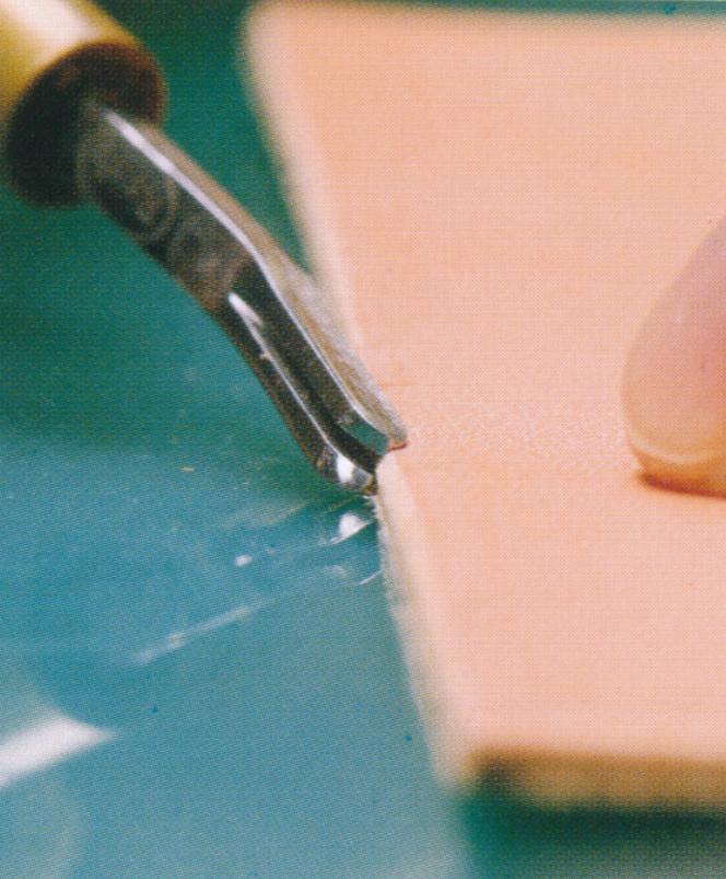 做大型皮包的手工全教程,自己做皮革包教程