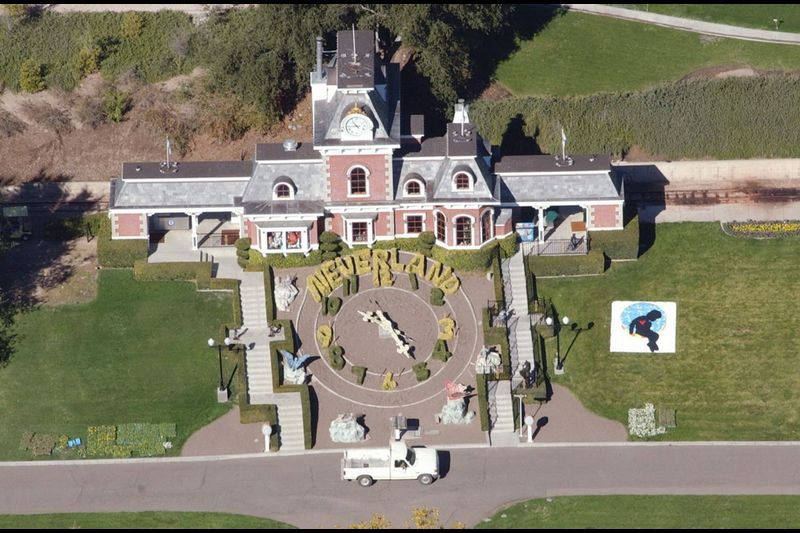 音乐之神迈克尔杰克逊,迈克尔杰克逊动感摇滚英文歌曲