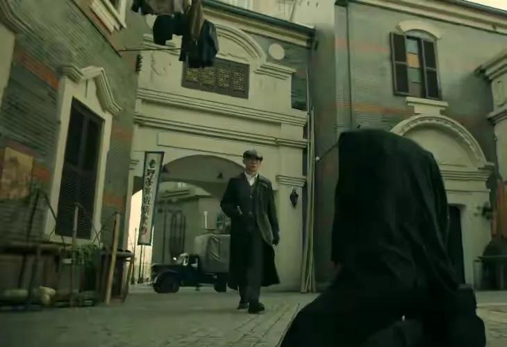 前行者谁向唐贤平告密,前行者唐贤平义父是谁