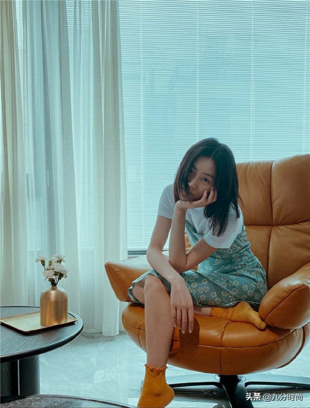 清新风碎花裙怎么搭配好看,碎花裙也一样可以穿出高级感