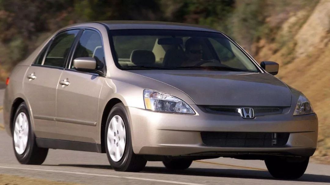 本田思域最畅销的一款,售价12万的本田思域