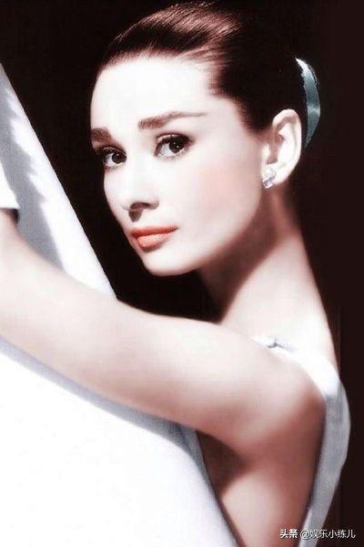 中国比奥黛丽赫本还优雅的女人,能与奥黛丽赫本媲美的女神