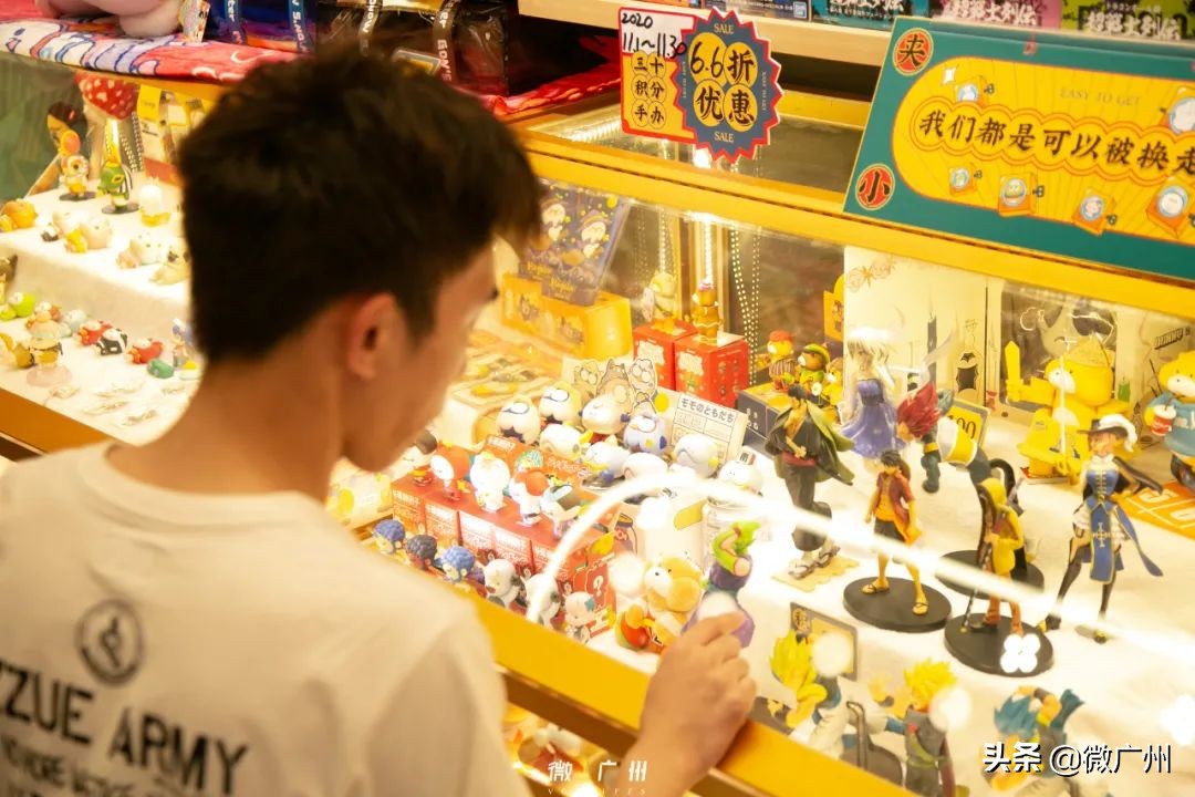 广州正版夹娃娃,抓正版迪士尼娃娃的店在哪里