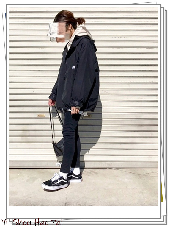 冬季黑白灰穿什么颜色好看,黑白灰的颜色搭配图片