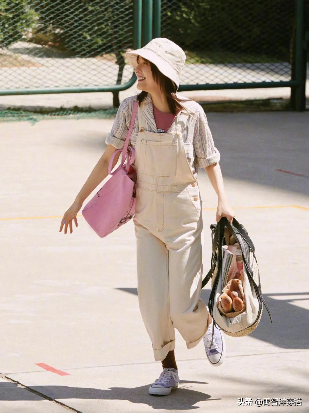 阔腿裤已经out了现在流行初恋裤,还在穿阔腿裤现在流行的是初恋裤