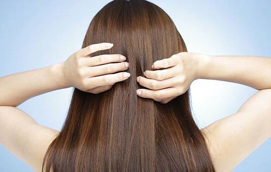 直发膏怎么把头发拉直,卷发怎么用直发膏