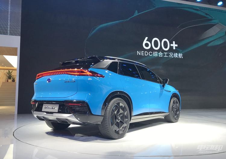 表面的风光可又谁知道,上海车展新款7座新能源