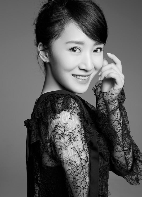 演“小三”走红的李念，如今有儿有女老公疼，幸福的让人羡慕