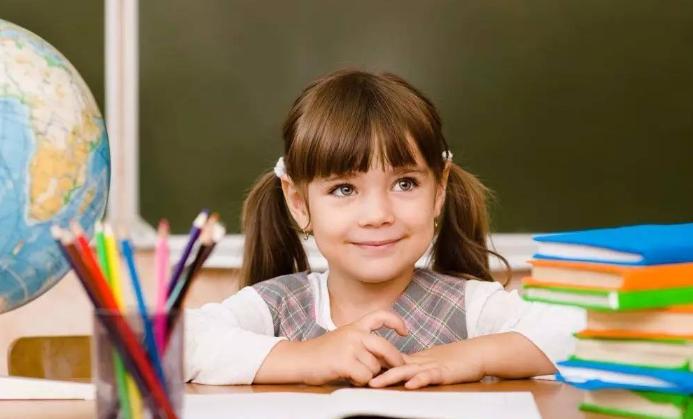 16岁女儿旅游后怀孕，父母大骂不知廉耻，性无知的锅谁来背