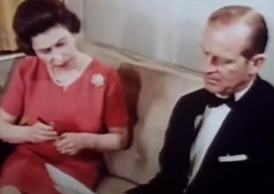 英女王下令封杀50年！王室私生活*片禁**遭泄露，百万人在线吃瓜