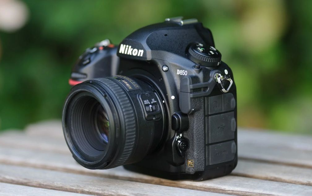 佳能750d和6d2哪个好,佳能6d2跟尼康d800哪个好