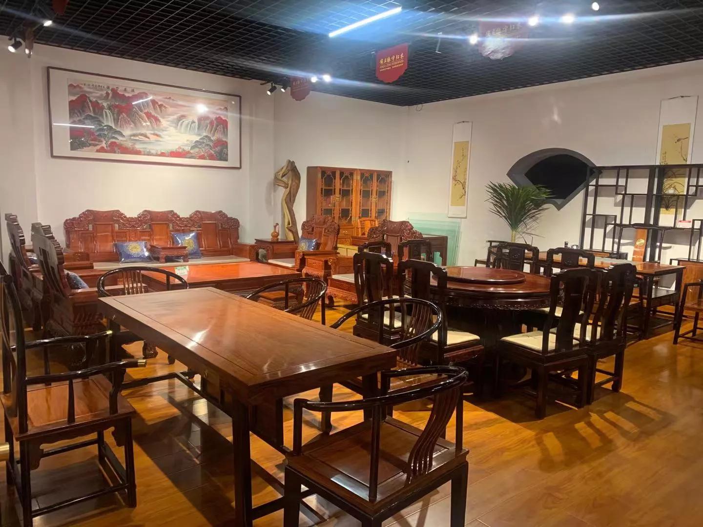 娼嶅潑鎸畤绾㈡湪,娼嶅潑浼楅┌浼佷笟瀹朵勘涔愰儴