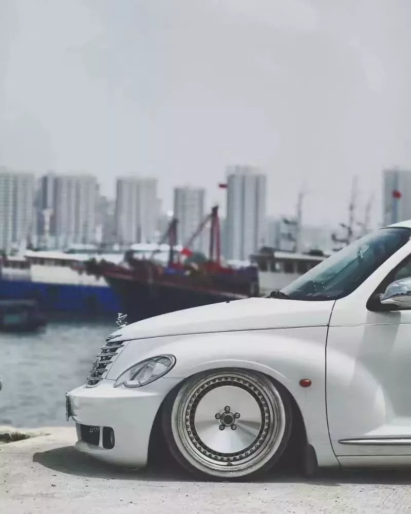 如此冷门的克莱斯勒PT漫步者改出满满复古味道，将复古进行到底