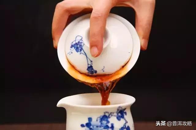 盖碗各种花式拿法,正确拿盖碗的手势大全