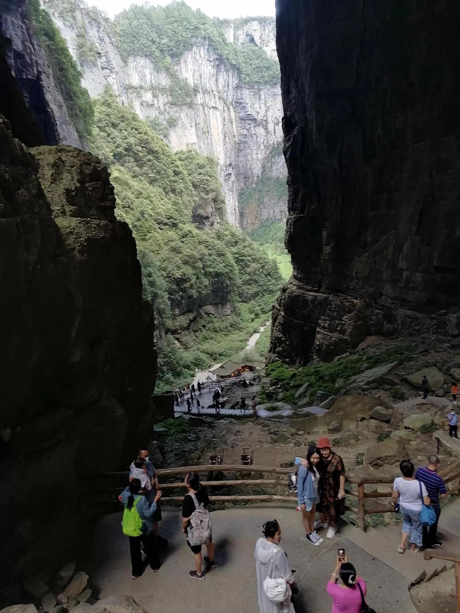 去重庆旅游武隆天坑,游重庆武隆天坑天生三桥