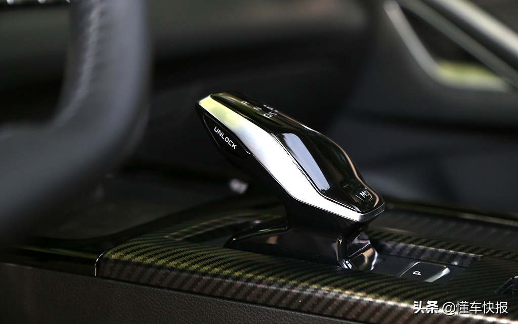 z世代的居家侣伴试驾奔腾t55,10万级新国民suv奔腾t55上市