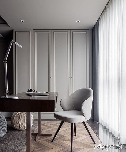 屋里有个柱子怎么装修,屋子里有柱子怎么装修