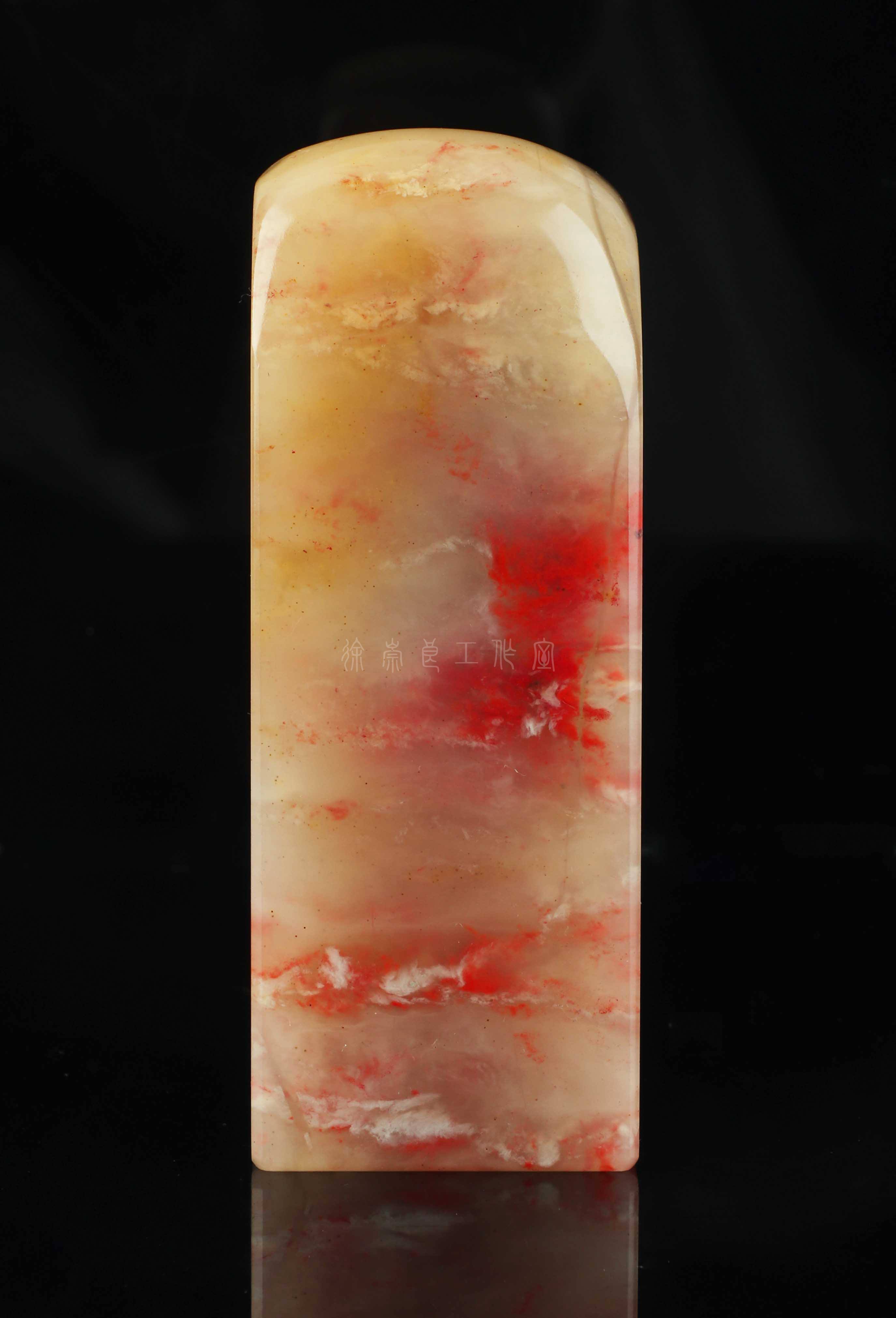 如何辨别鸡血石的真假呢,鸡血石手镯如何辨别真假