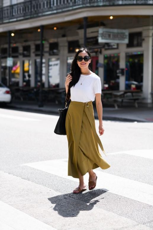 别人穿白T也时髦，为何自己穿像“睡衣”？这些搭配细节很重要