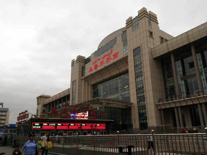 台湾妹子游*疆新**,二）：一个人的寻梦之旅，真实而美好