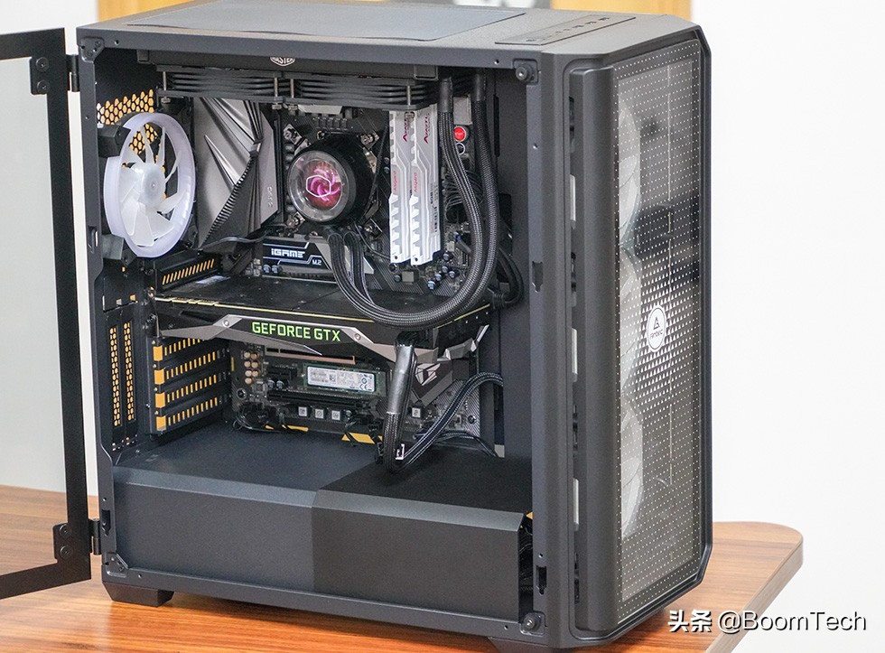 颜控玩家新选择安钛克NX1000机箱体验