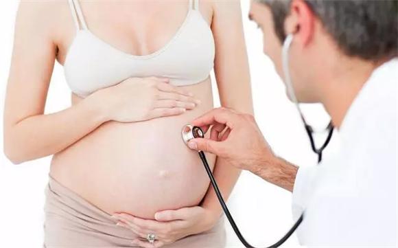 孕妇分娩时咳嗽一声就要格外警惕,28岁孕妇生完孩子咳嗽