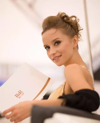 落枕，颈肩酸痛无法扭头，医生说用电吹风就能缓解？