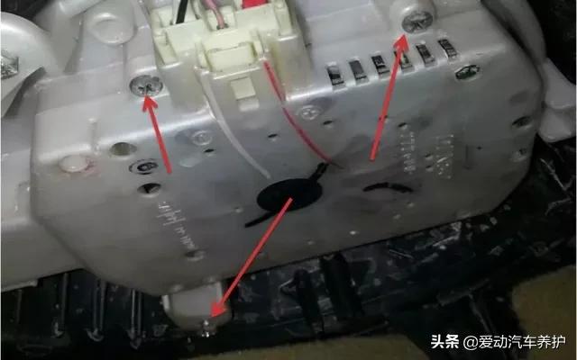 清洗空调蒸发箱的季节,怎么自己动手清洗汽车空调蒸发箱