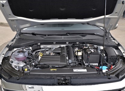 别克英朗跟大众朗逸选哪个好,别克英朗跟大众朗逸哪款更值得买