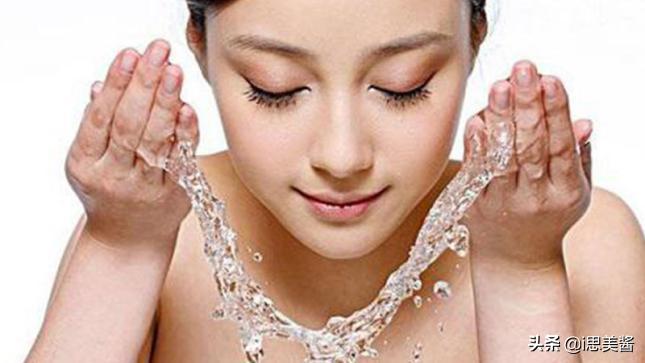 皮肤吸收不好怎么护理,皮肤干不吸收护肤品是什么原因