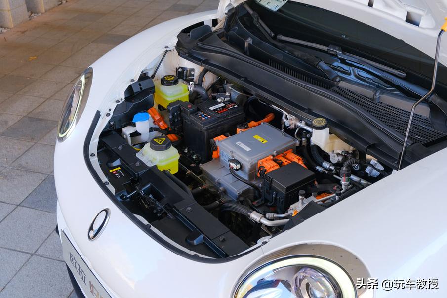 10万左右性价比高的车欧拉新车,2023款欧拉好猫尊荣型落地价