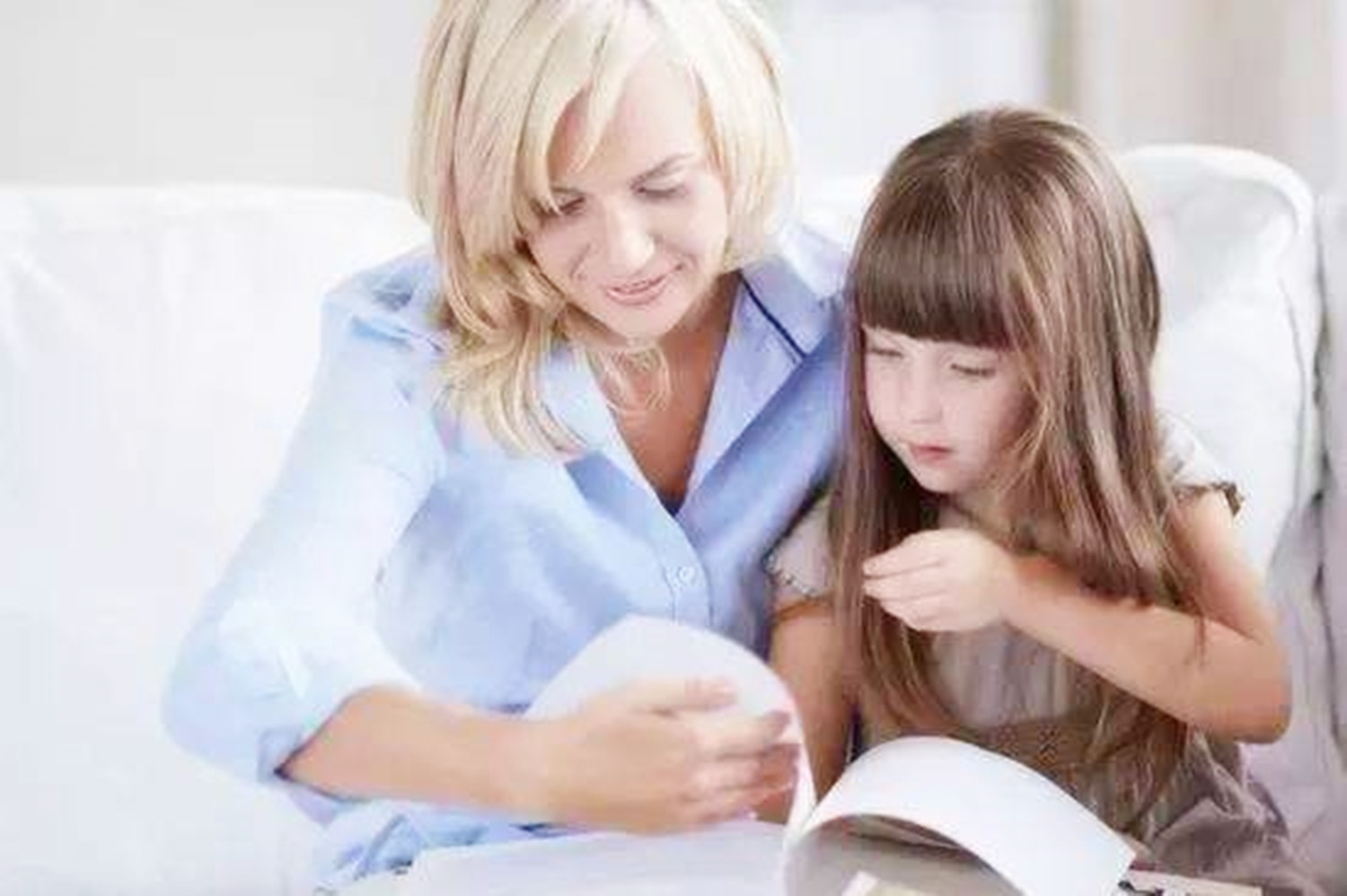 孩子出现偷窃行为,孩子有偷窃行为如何给老师反映