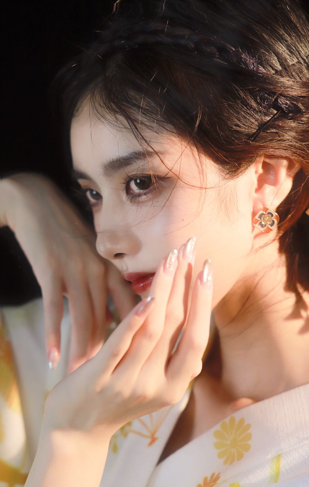 纯黑背景人像怎么修图,纯黑背景如何拍物品