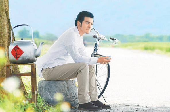 47岁金城武照片,45岁的金城武现状