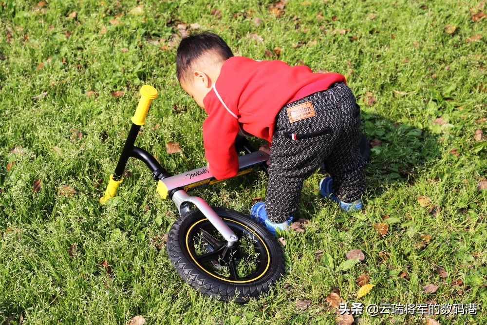 儿童1-3岁滑步车测评,宝宝平衡滑步车训练