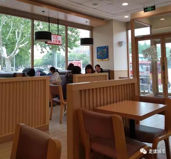 走读城市之河北肃宁（二）：购物广场与市民中心