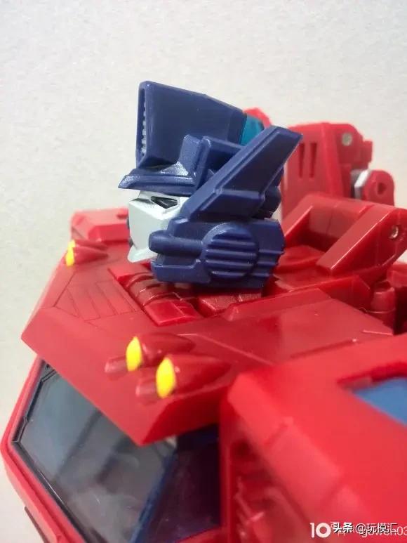 擎天柱电影版ls03玩具,03岁的玩具