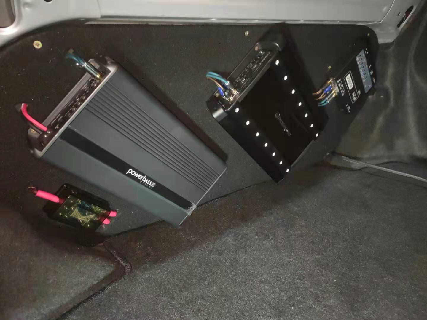 丰田花冠改音响全过程,丰田花冠喇叭维修视频