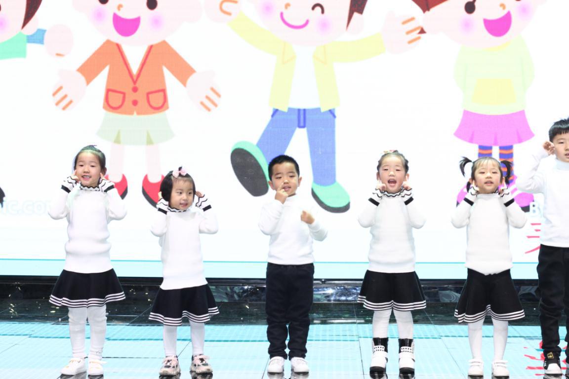 楂樺攼鍑开鍥介檯鏁欒偛涓績,鍑开鍥介檯鏁欒偛