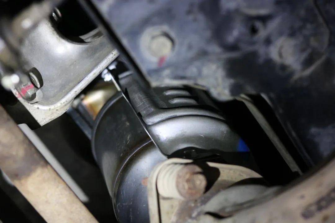 怪兽修车翻新奥迪q7,怪兽修车老车翻新