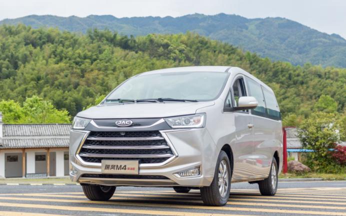 最新款江淮瑞风m4柴油版顶配,瑞风m4柴油版双燃料七座