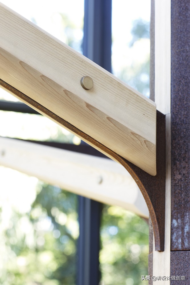 树屋房间设计壁炉红色调,树屋内设计