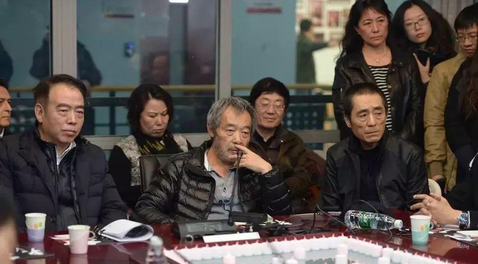 被禁十年他还是学不会弯腰