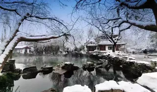 冬季山东山泉水最美最有韵味？济南山泉水美？泰山上下一片银白？