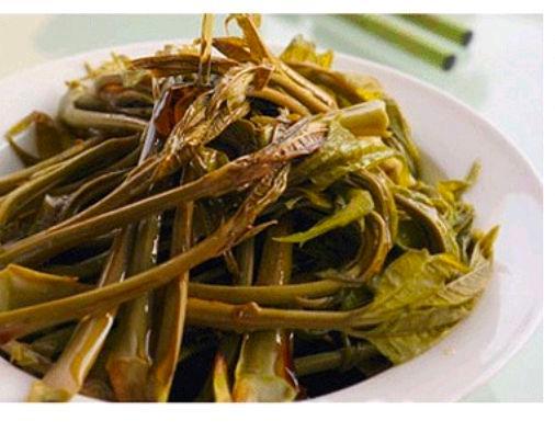 香椿芽的四大经典做法,当下季节最美味美食香椿芽