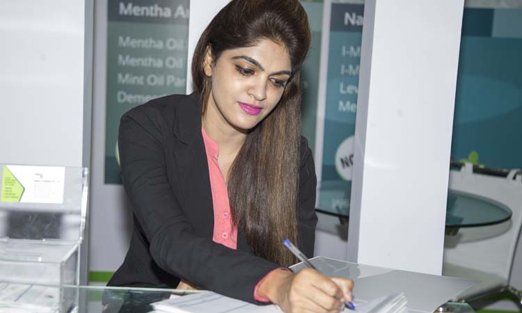 和领导发生冲突怎么化解矛盾说辞,与领导之间矛盾冲突处理方式